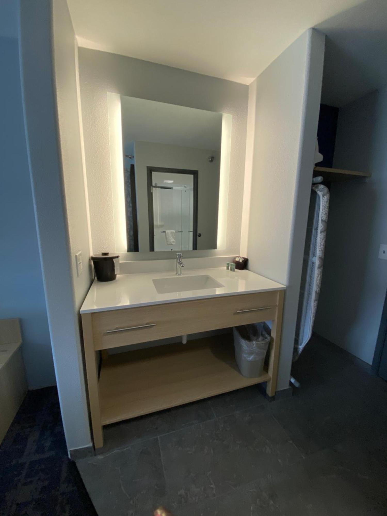 Best Western Montrose Inn Zewnętrze zdjęcie