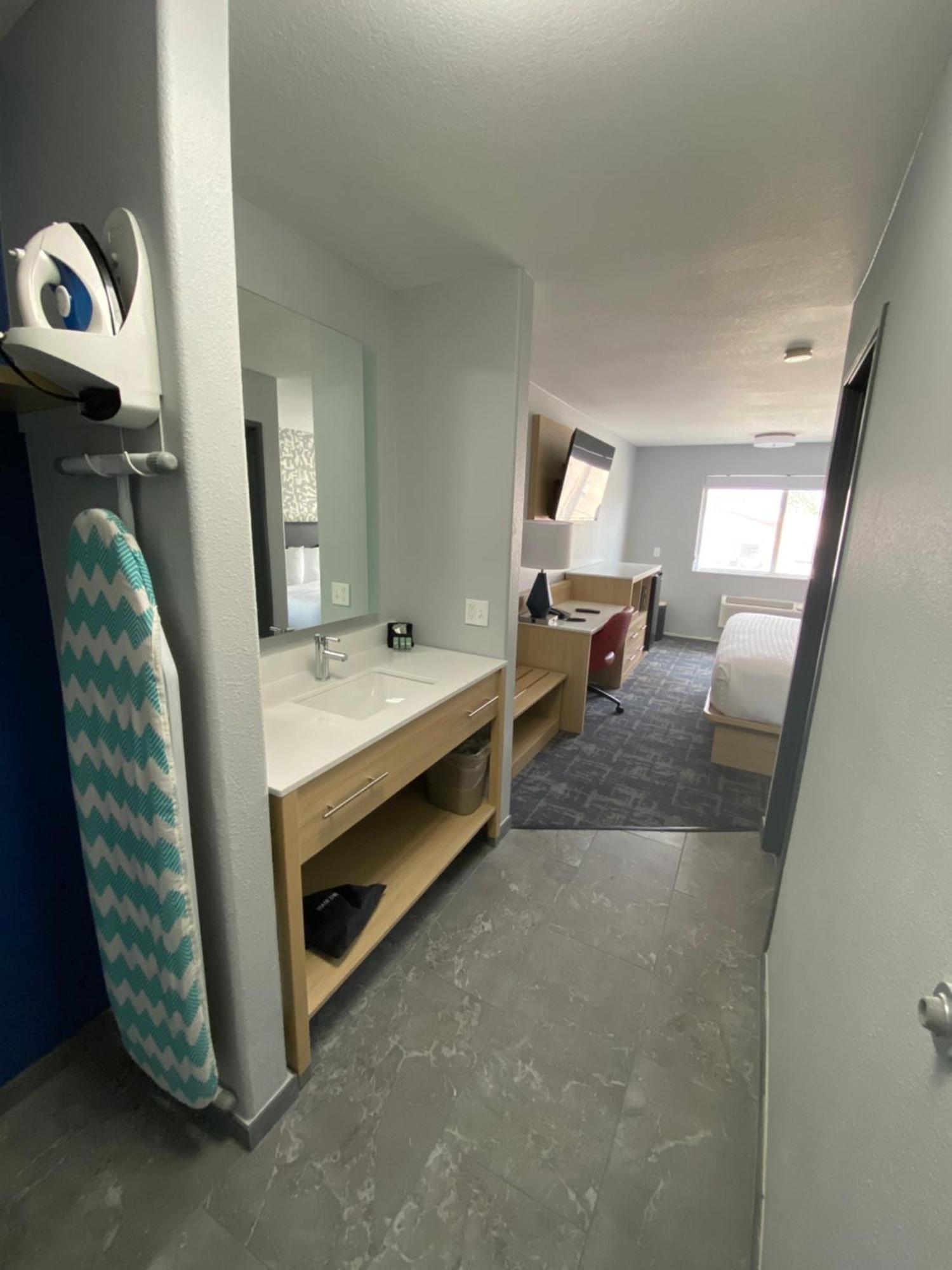 Best Western Montrose Inn Zewnętrze zdjęcie